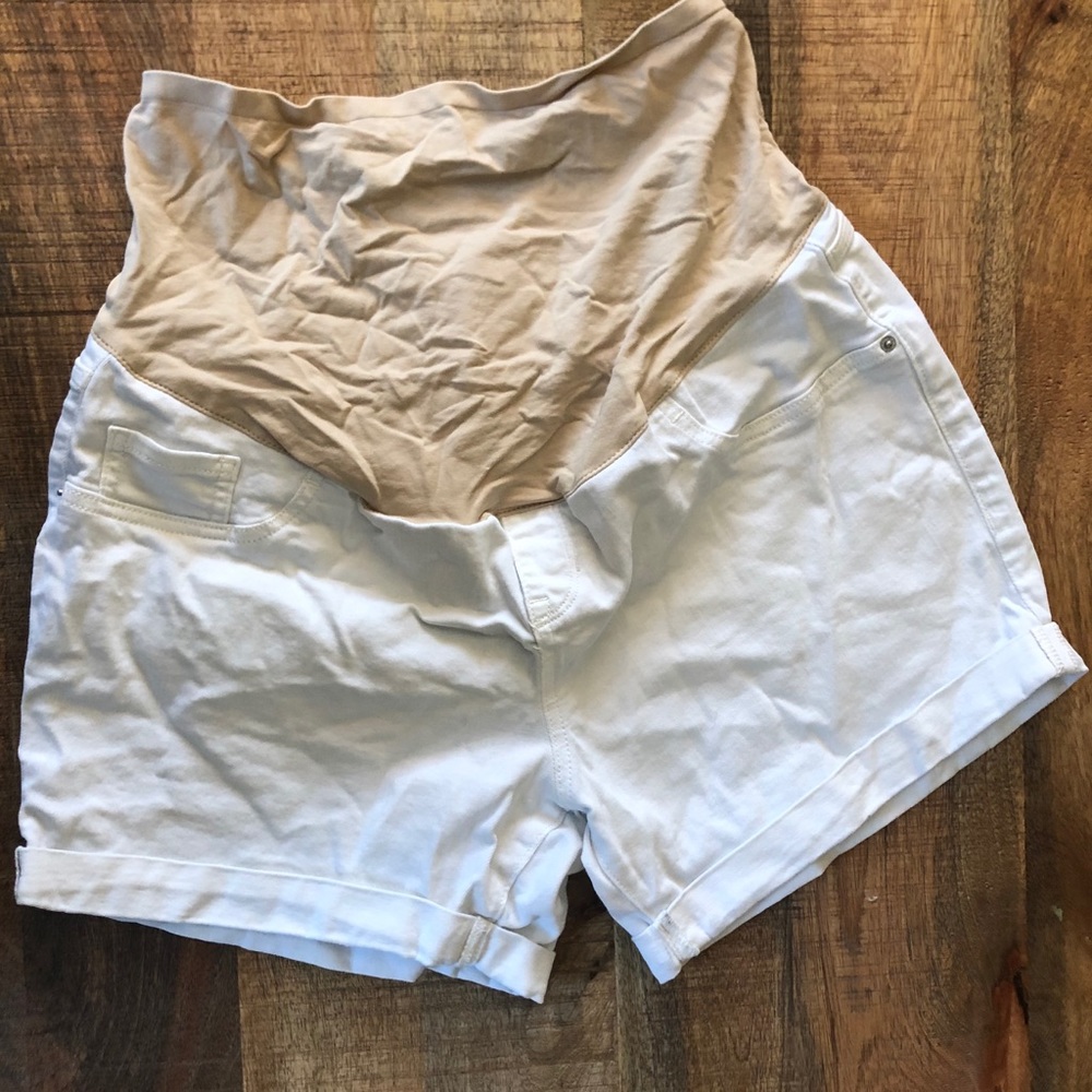 Full panel maternity white jean shorts